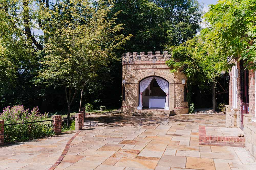 The-Ravenswood-wedding-venue