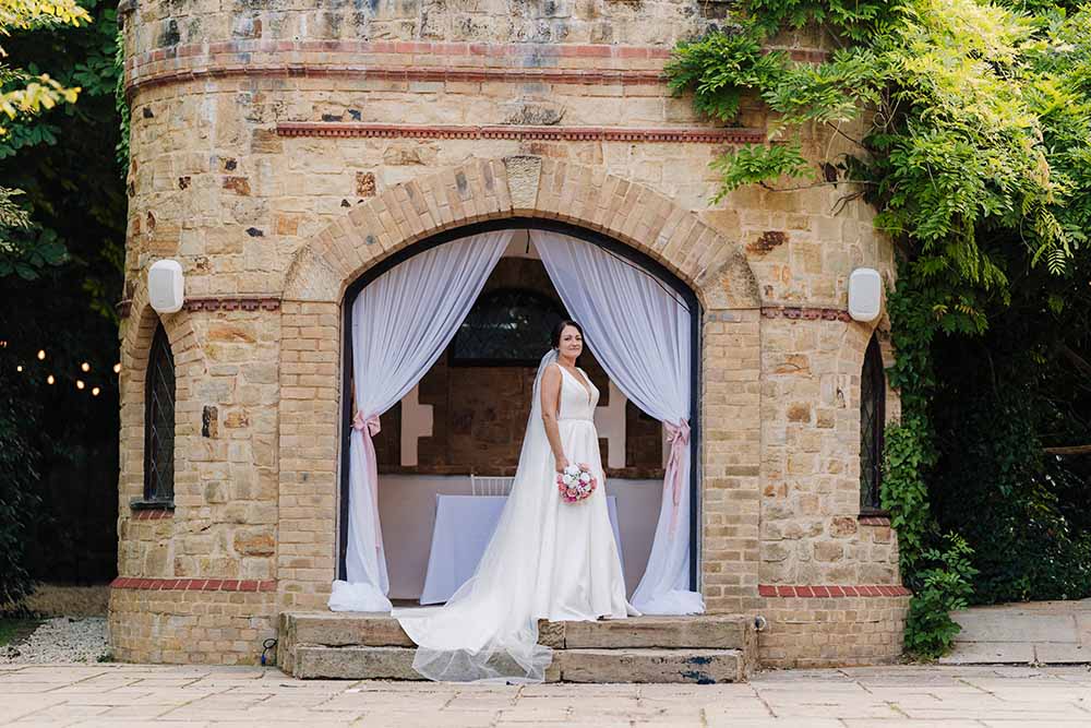 The-Ravenswood-wedding-venue